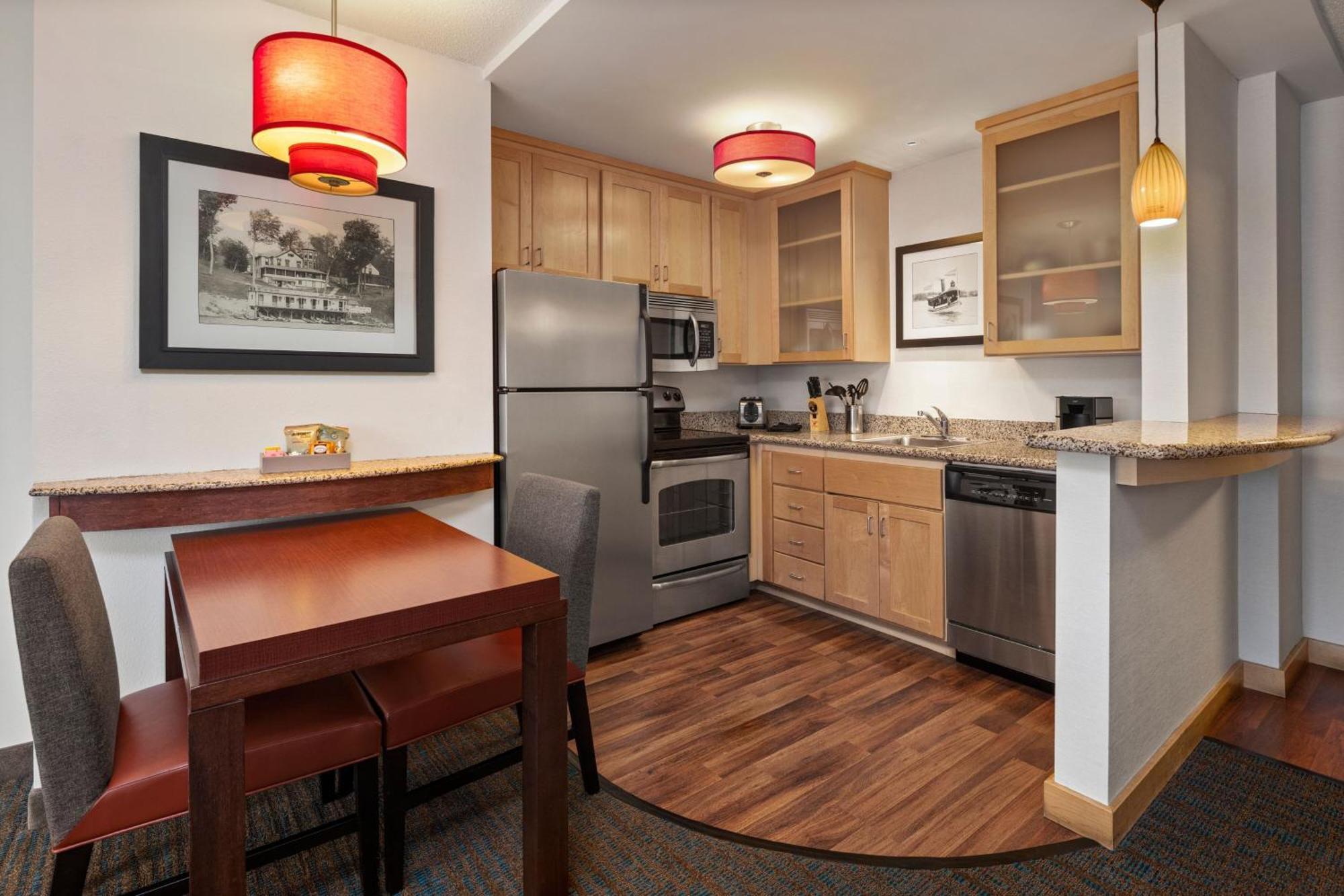 Residence Inn Minneapolis Plymouth Exterior foto